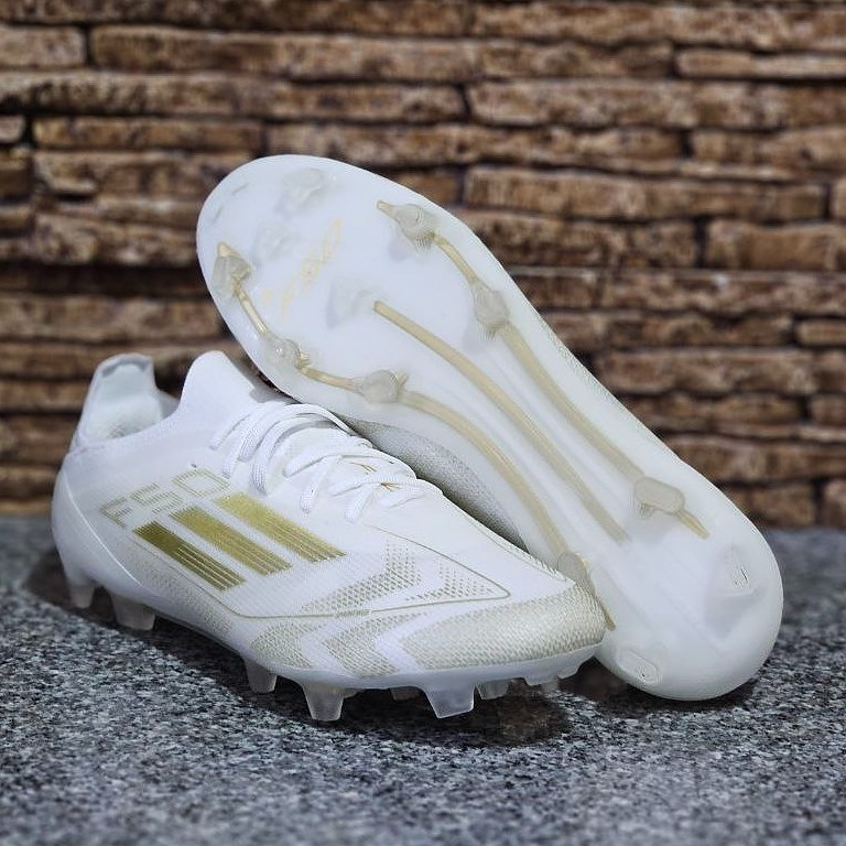 کفش فوتبال آدیداس مسی Adidas Messi F50 Adizero