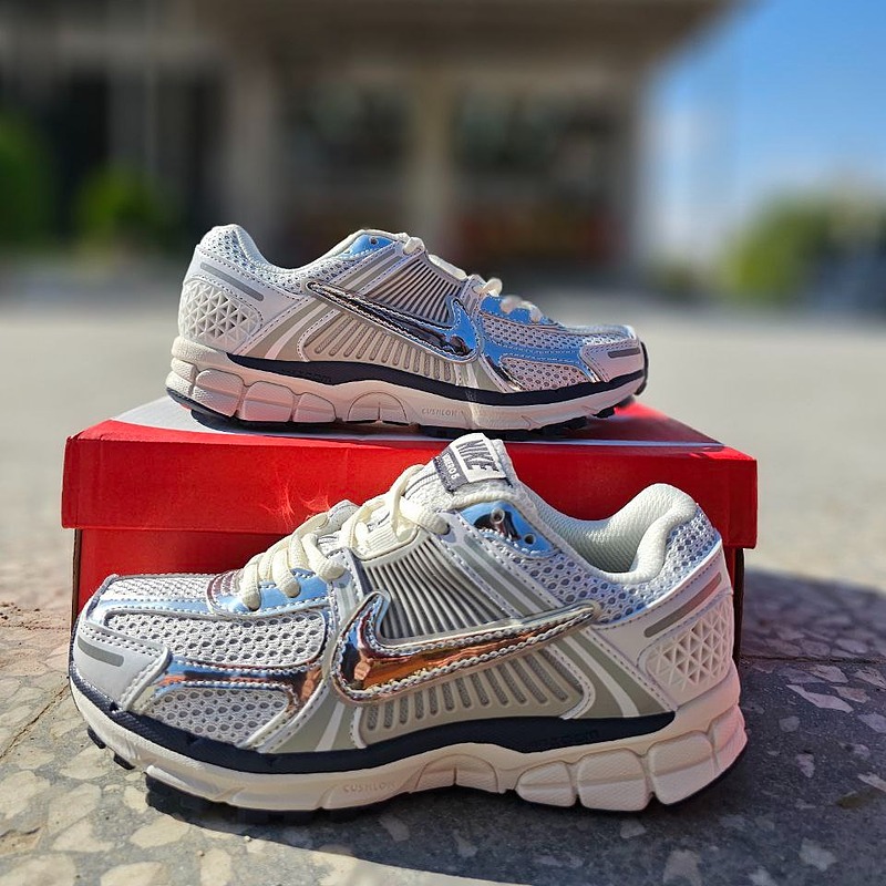 کتونی نایک زوم Nike Zoom Vomero 5