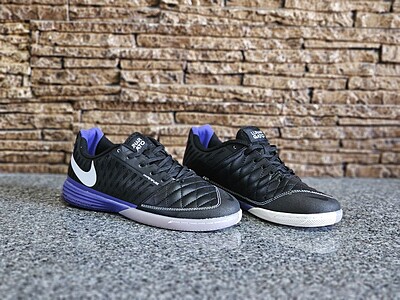 کفش فوتسال نایک لونارگتو Nike Lunar Gato