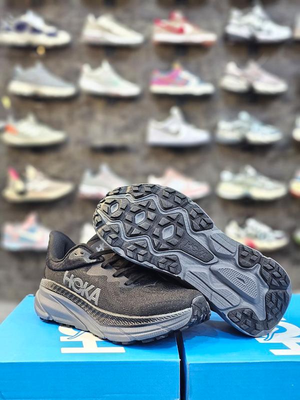 کتونی هوکا HOKA M CHALLENGER ATR 7