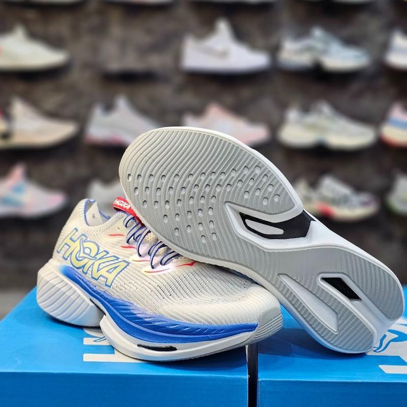 کتونی هوکا HOKA Cielo X1