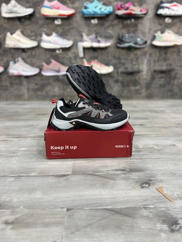 کفش پیاده روی و کوهنوردی هامتو Humtto