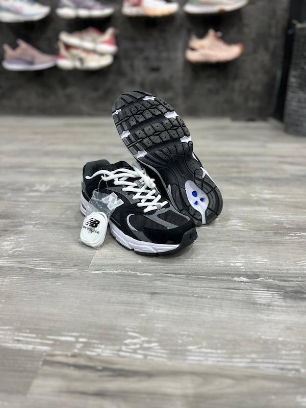 کتونی نیوبالانس 530 New Balance