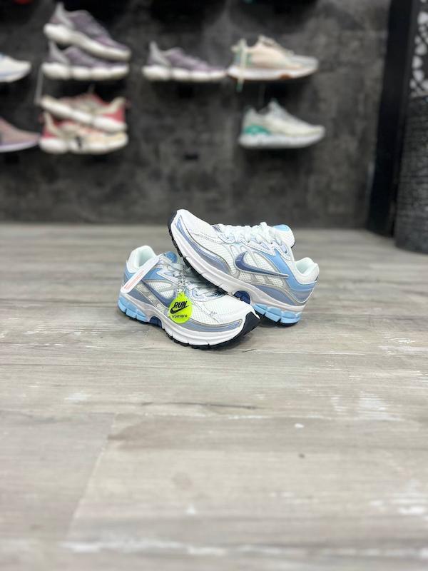 کتونی نایک زوم Nike Zoom Vomero 6