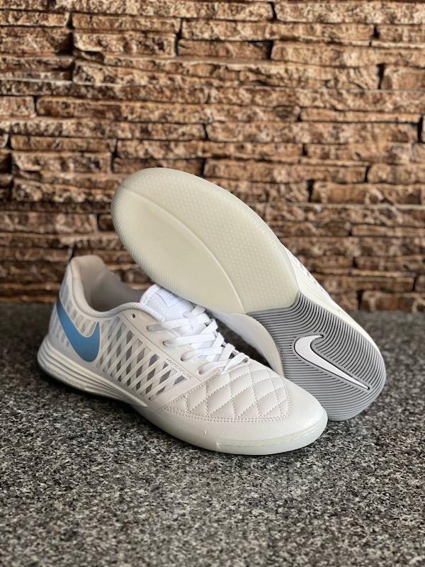 کفش فوتسال نایک لونارگتو Nike Lunar Gato