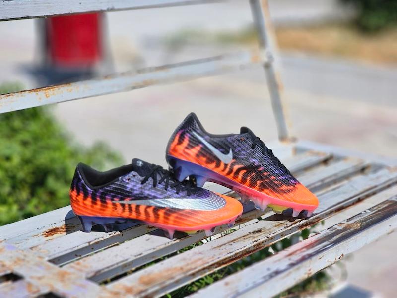 کفش فوتبال نایک مرکوریال ایرزوم سوپرفلای  Nike Mercurial Airzoom Superfly 11