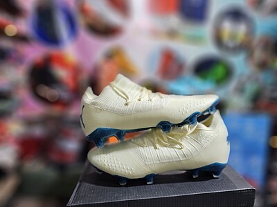 کفش فوتبال پوما فیوچر Puma Future Z 1.3