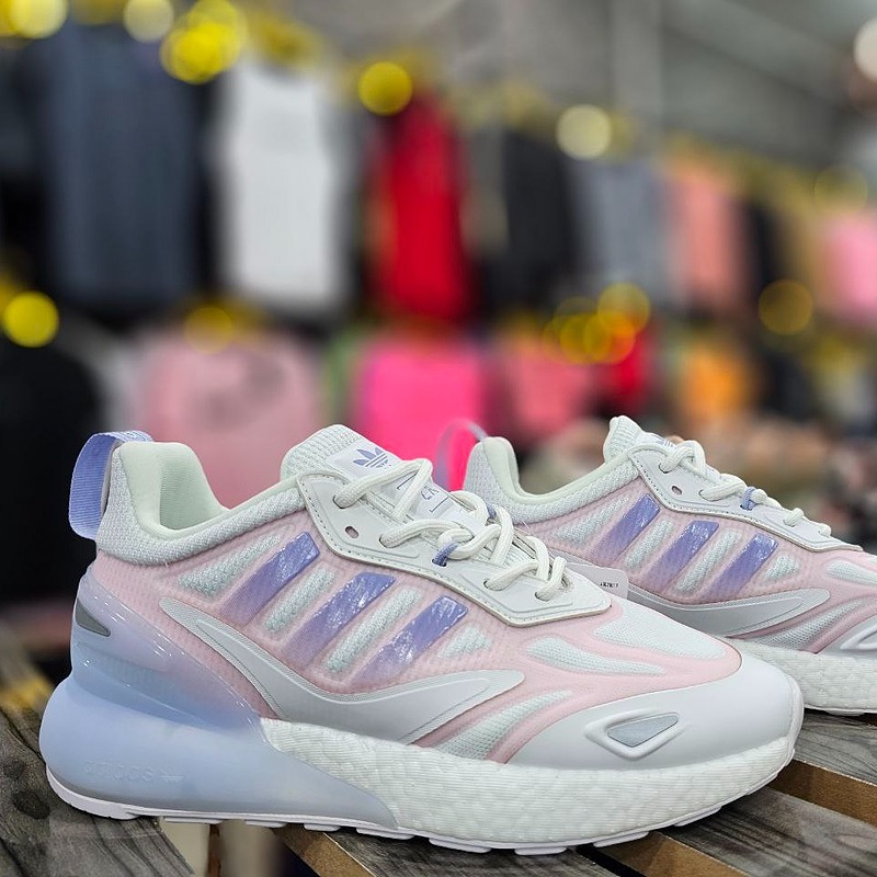 کتونی زنانه آدیداس Adidas Pure Boost 22