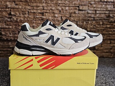 کتونی نیوبالانس New Balance 990