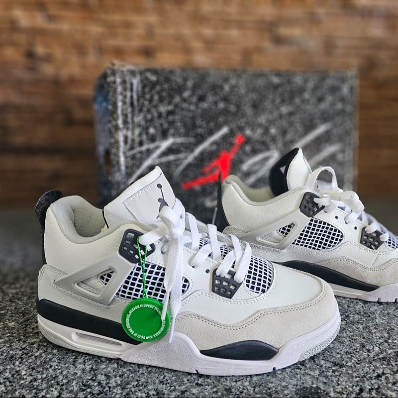 کتونی نایک جردن Nike Jordan 4 Military Black