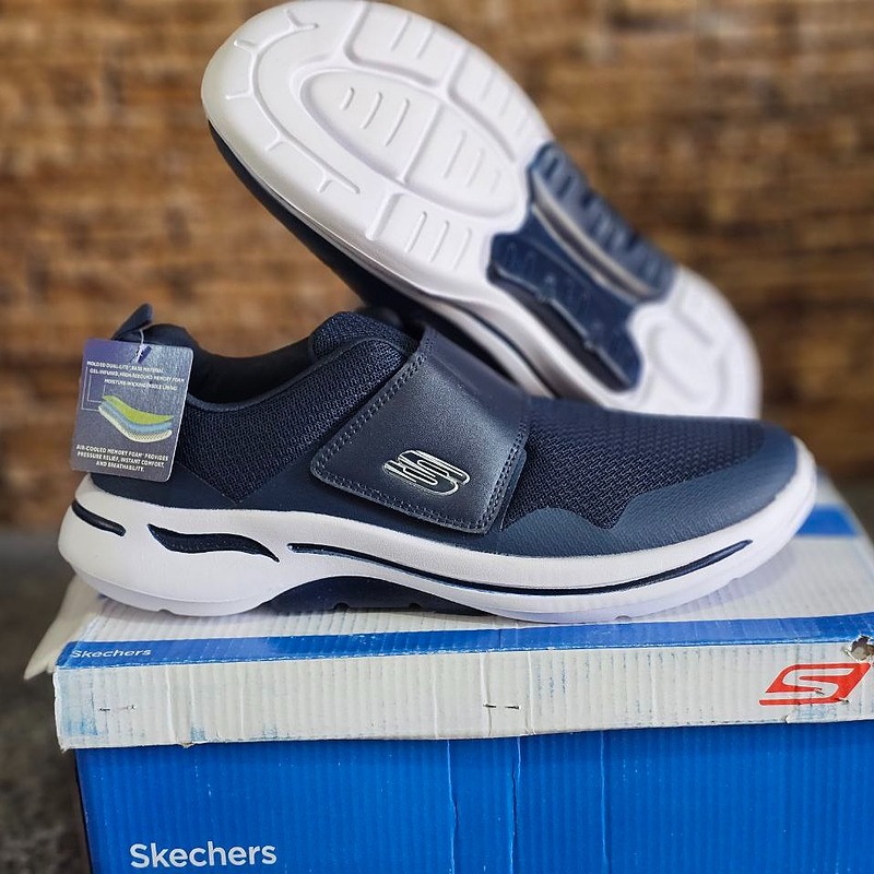 کتونی پیاده روی اسکیچرز Skechers Air Cooled