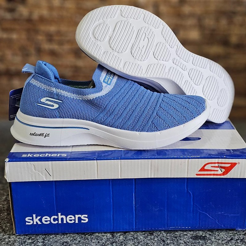 کتونی پیاده روی اسکیچرز Skechers Bobs