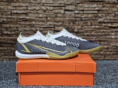 کفش فوتسال نایک مرکوریال ویپور Nike Mercurial Vapor 14