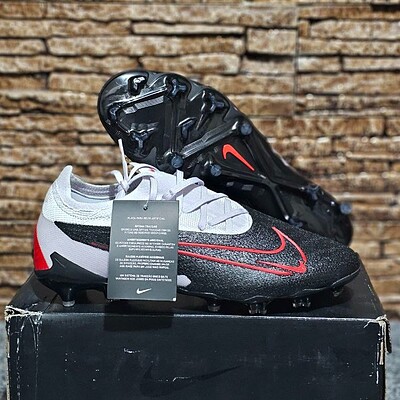 کفش فوتبال نایک فانتوم جی ایکس Nike Phantom GX