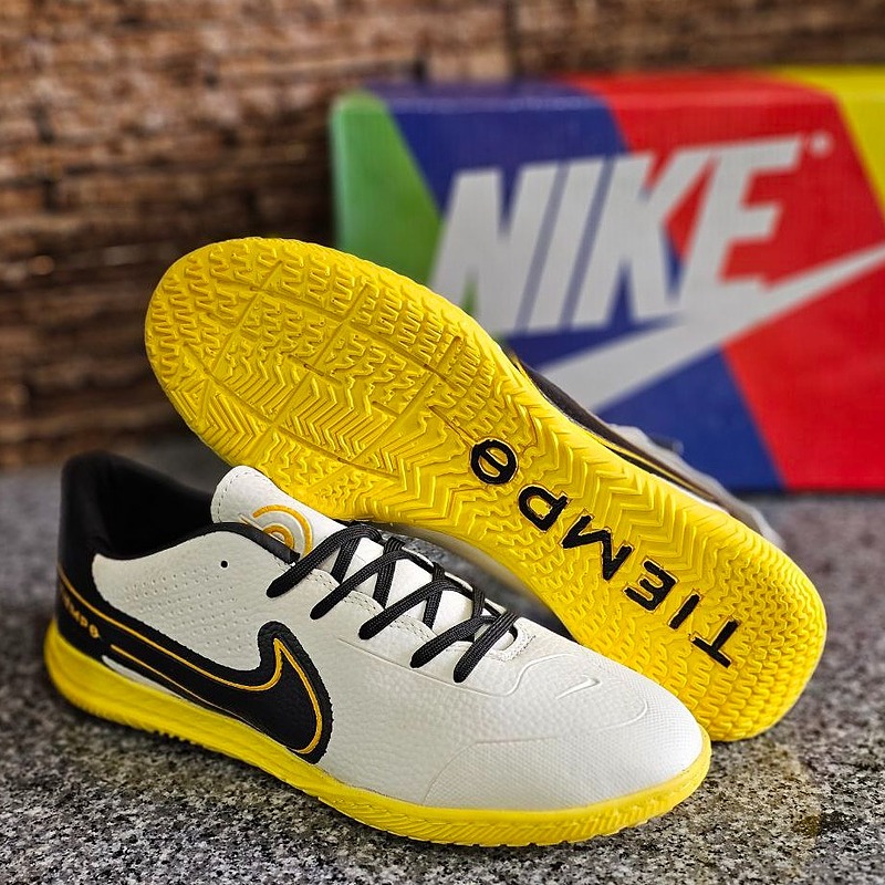 کفش فوتسال نایک تمپو لجند طرح اصلی Nike Tiempo Legend