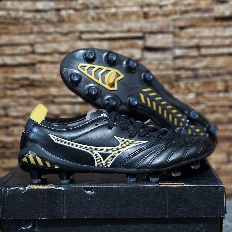 کفش فوتبال میزانو مورلیا زبانه چرمی Mizuno Morelia Neo 3