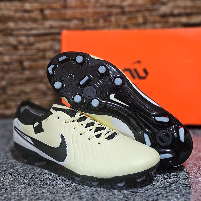 کفش فوتبال تمپو لجند 10 Nike Tiempo Legend 