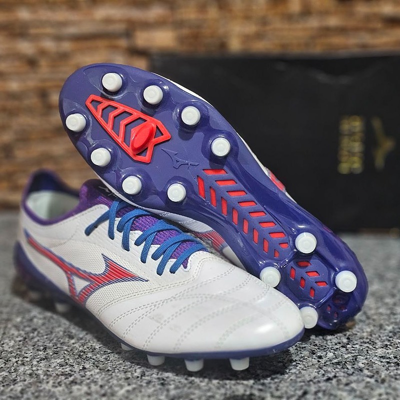 کفش فوتبال میزانو مورلیا زبانه کش Mizuno Morelia Neo 3