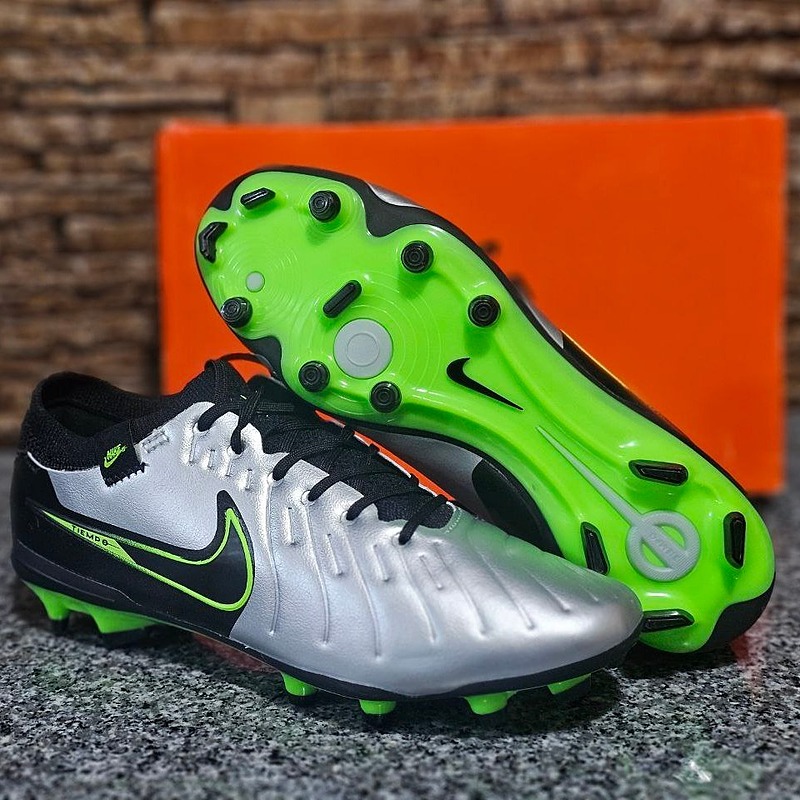 کفش فوتبال تمپو لجند 10 Nike Tiempo Legend