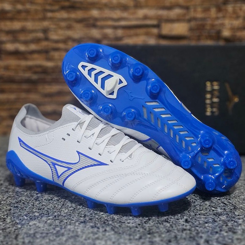 کفش فوتبال میزانو مورلیا Mizuno Morelia Neo 3