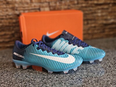 کفش فوتبال نایک مرکوریال ویپور 11 Nike Mercurial Vapor 