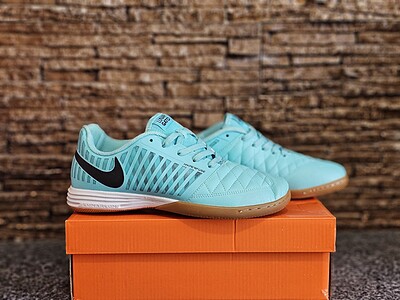 کفش فوتسال نایک لونارگتو Nike Lunar Gato