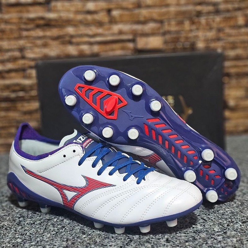 کفش فوتبال میزانو مورلیا زبانه چرمی Mizuno Morelia Neo 3