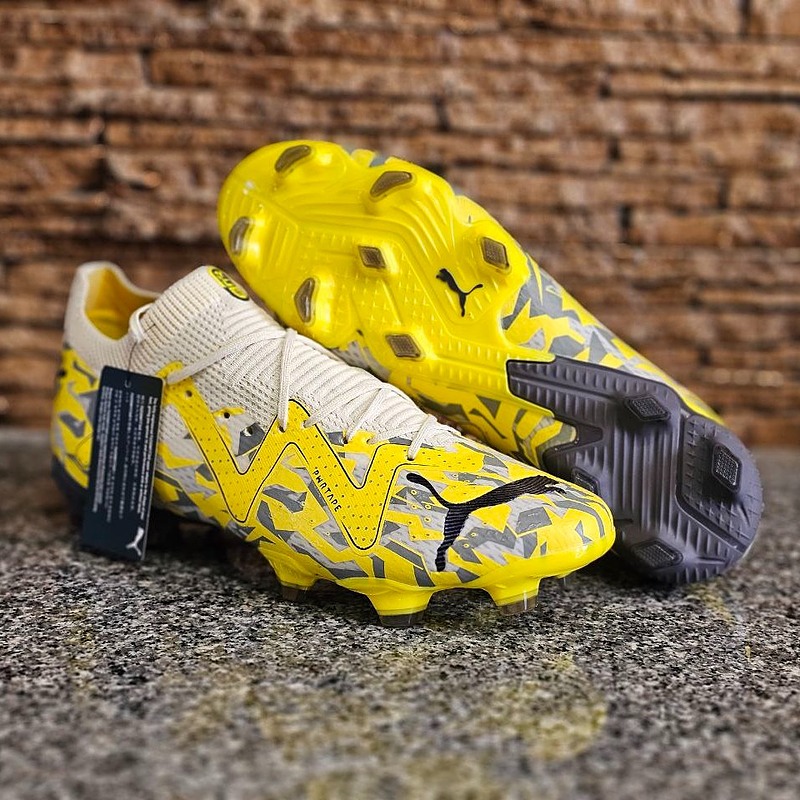 کفش فوتبال پوما فیوچر Puma Future Z Ultimate 2023