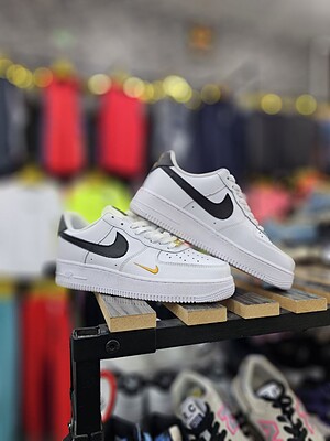 کتونی نایک Nike Air Force 1 Low Essential