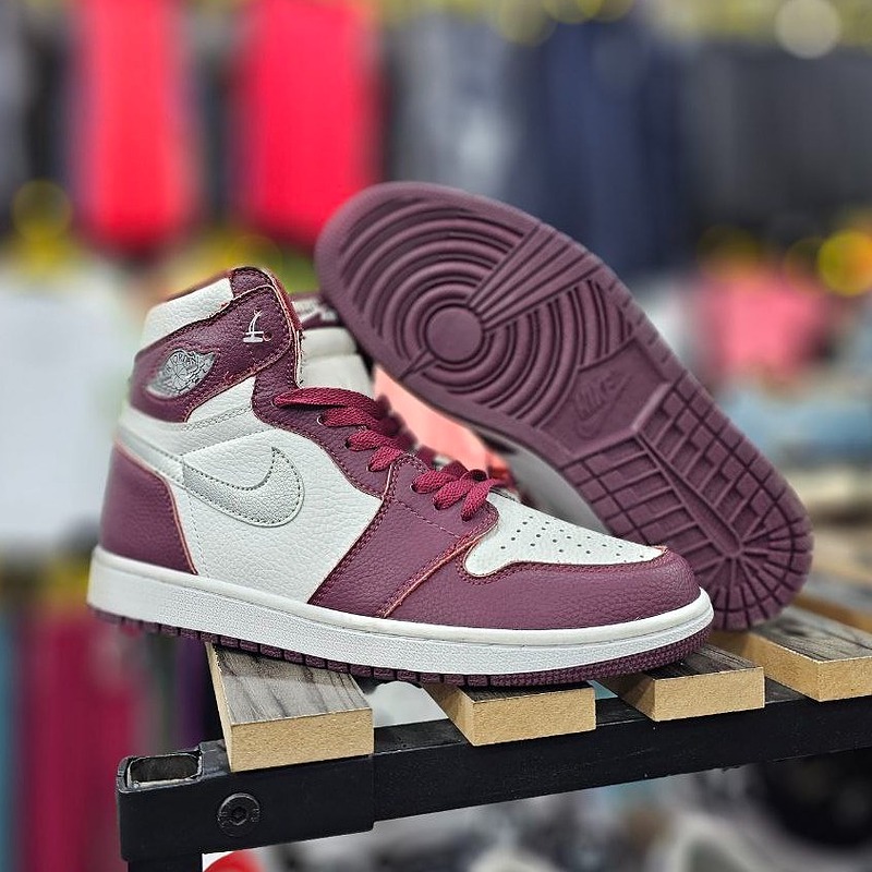 کتونی نایک Nike Air Jordan 1 Bordeaux