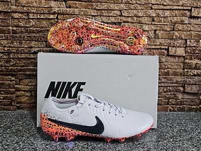 کفش فوتبال تمپو لجند 10 Nike Tiempo Legend