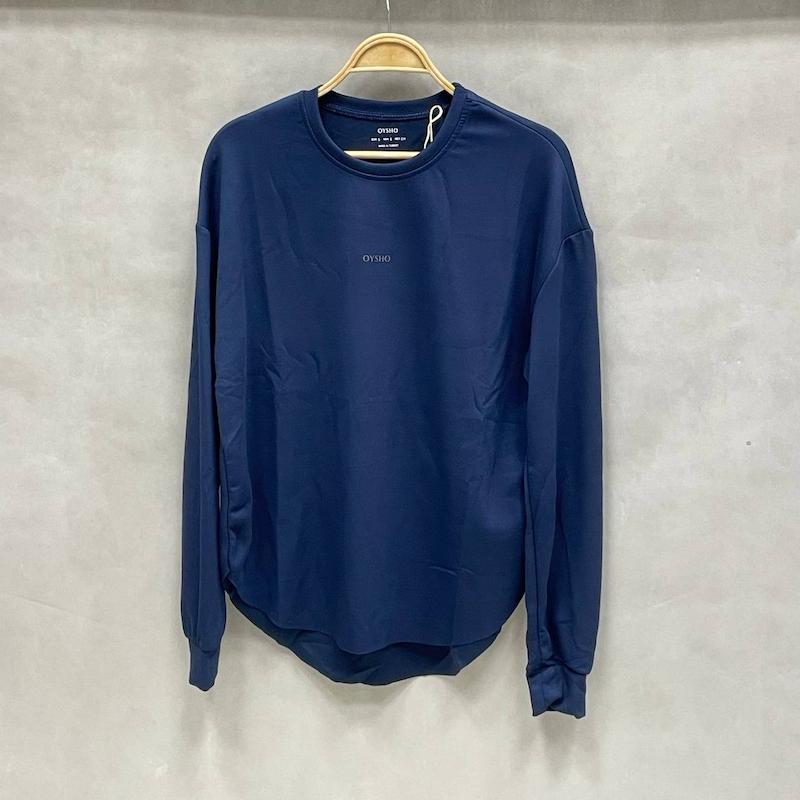 بلوز زنانه اویشو برش لیزری و قواره آزاد - رنگ سورمه ای - ترکیه