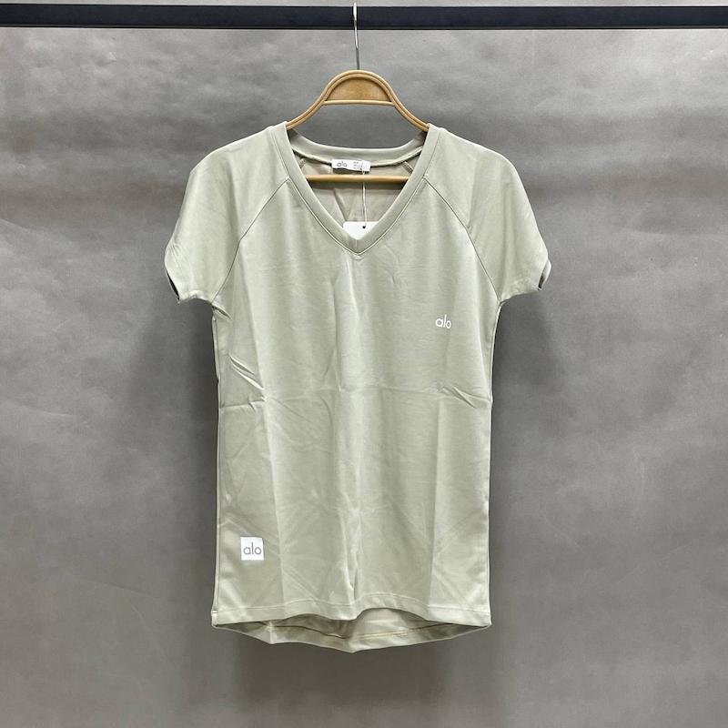 تیشرت یقه هفت قواره آزاد الو یوگا ALO YOGA - رنگ پسته ای - کد 2044