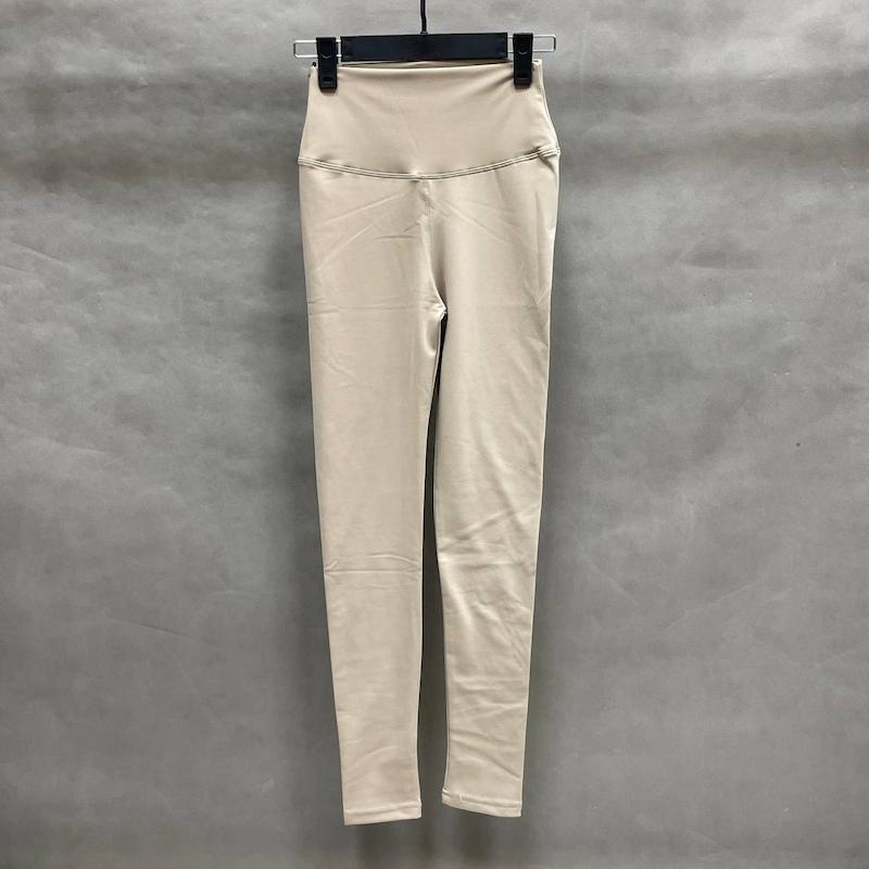 لگ زنانه کرکدار الو یوگا Alo yoga تولید ترکیه - رنگ کرمی - کد ۱۰۰۰۵