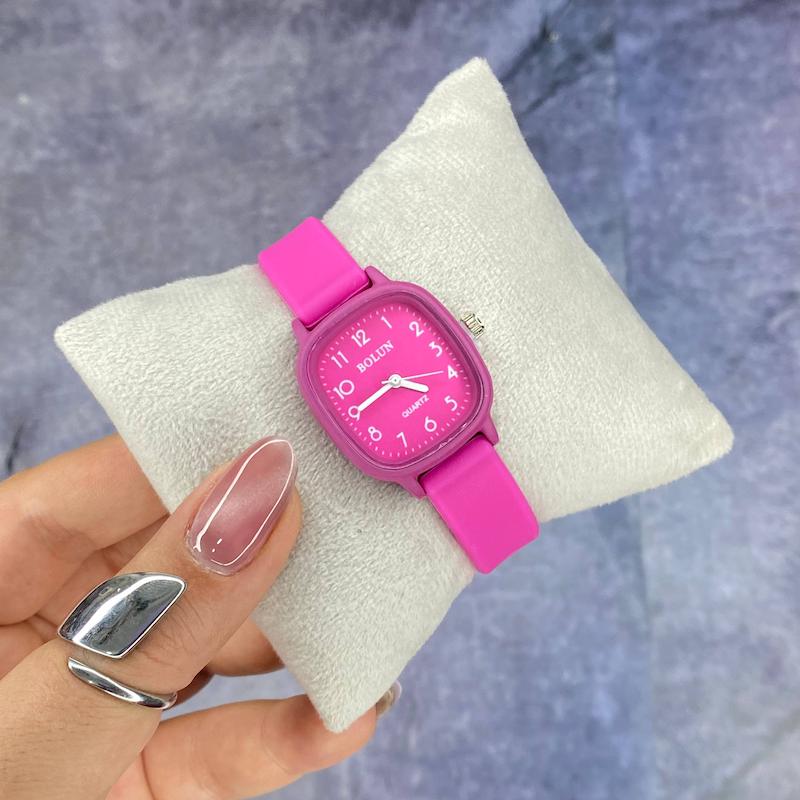ساعت زنانه و دخترانه BOLUN
