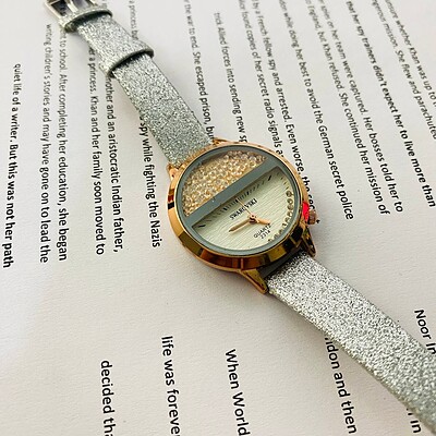 ساعت زنانه سواروسکی(Swarovski) رنگ نقره ای