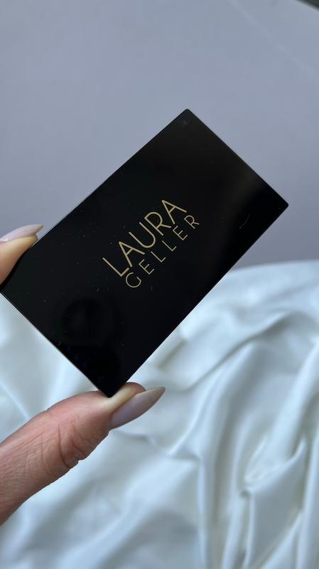 پالت رژگونه پودری luara geller