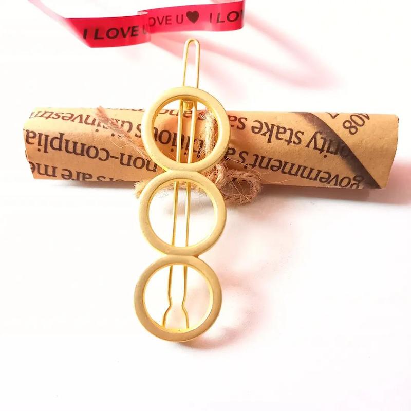 سنجاق چفتی طلایی (۲)