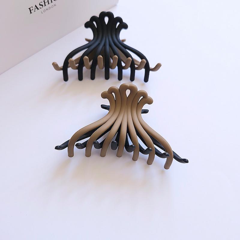 کلیپس مو چنگکی دو رنگ مشکی و کرم با پوشش مات - گلسر سوما