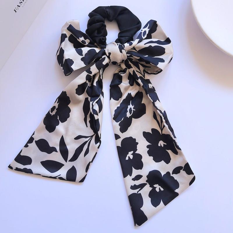 اسکرانچی ساتن پاپیونی گل