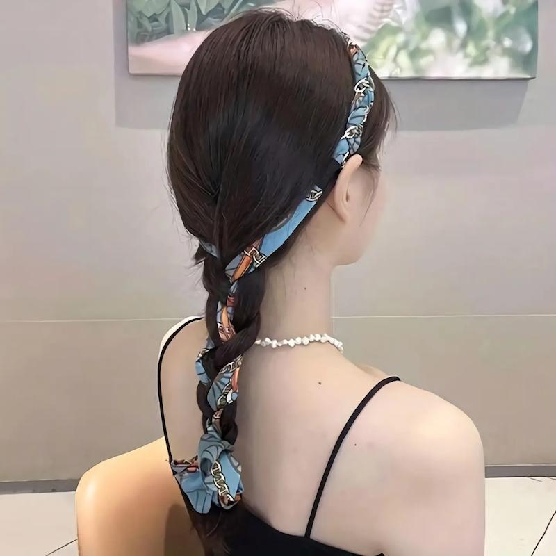 تل سر ریسه‌ای پارچه‌ای طرح‌دار