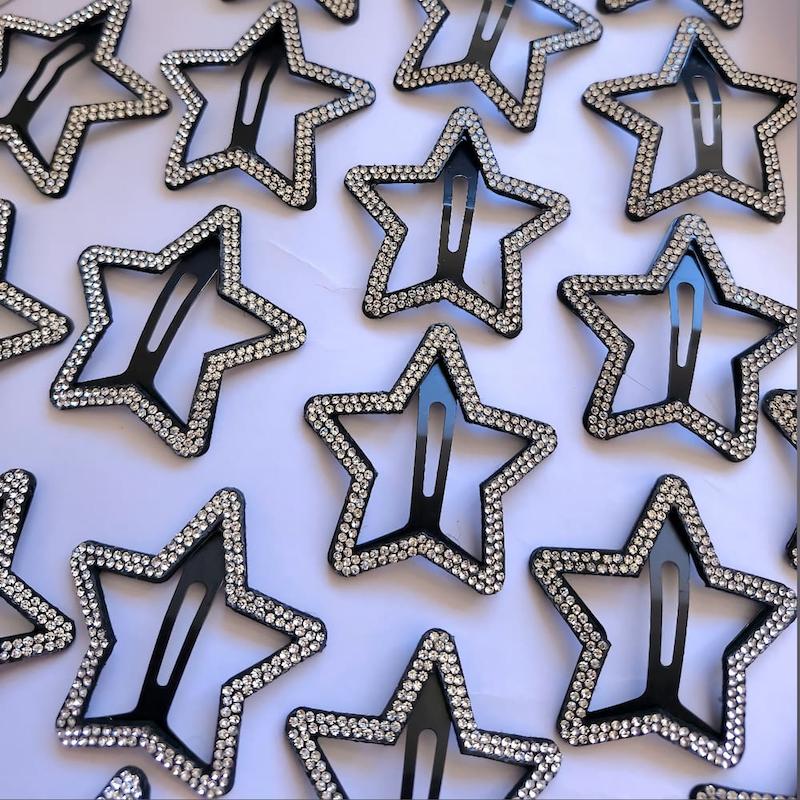 گیره تق تقی های ستاره مشکی با حاشیه نگینی درخشان - گلسر سوما