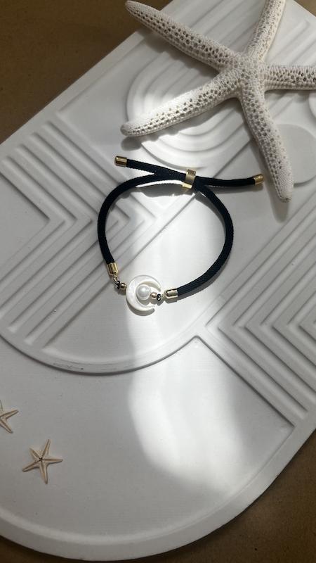 دستبند ماه کد ۱۰۰۱