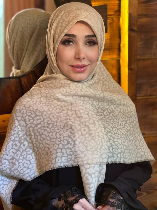 روسری نخ وارداتی پلنگی کد A143