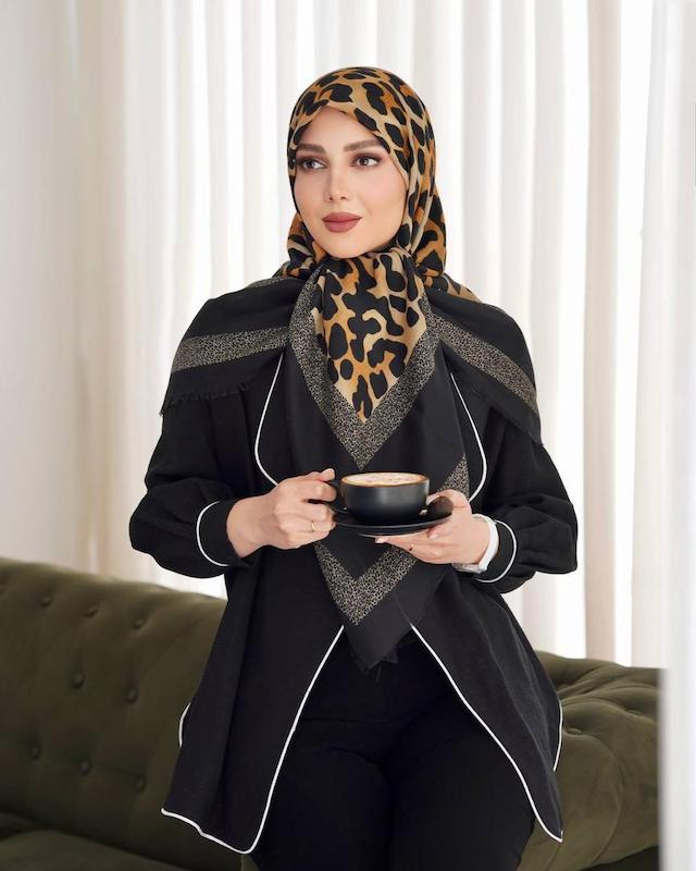 روسری سیااسکارف