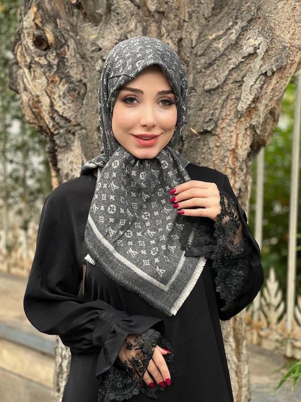 روسری موهر لویی قواره ۹۰ کد A195