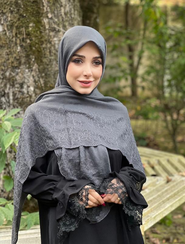 روسری خامه دوزی کد A22