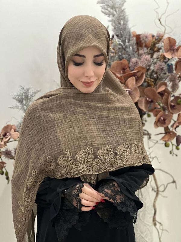روسری خامه دوزی کد A105