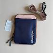 کیف لولولمن مدل easy access crossbody