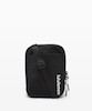 کیف لولولمن مدل easy access crossbody